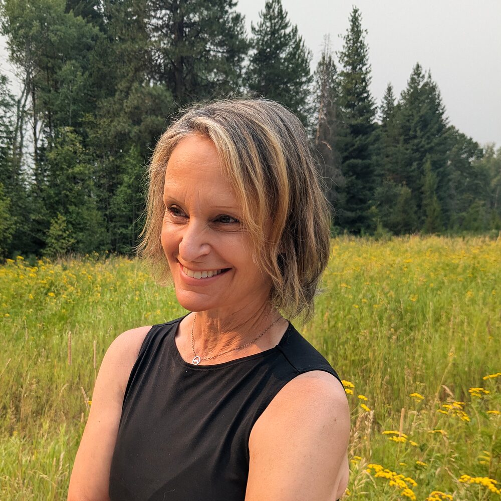 Anne Marie Norling in a summer meadow